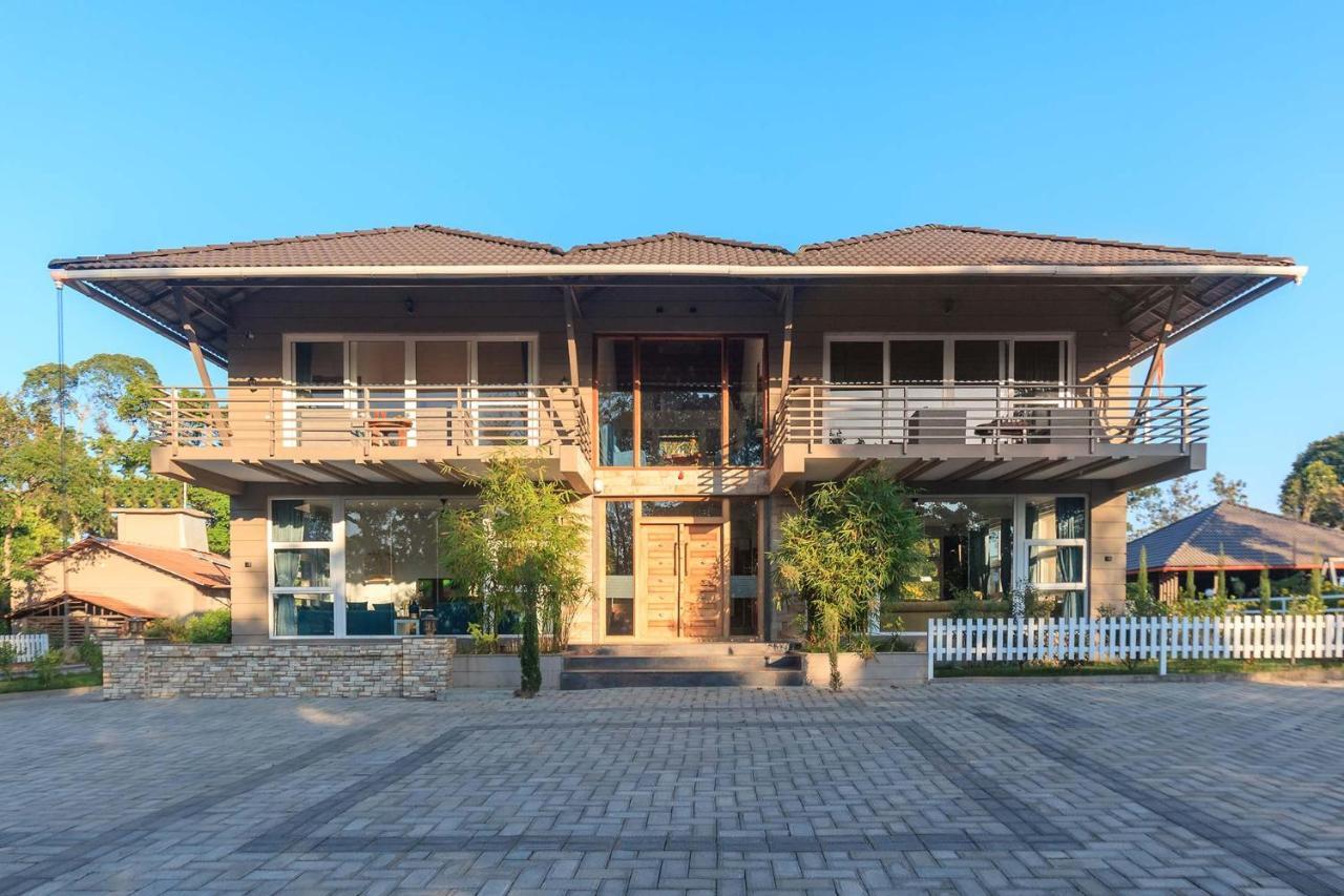 Coffee & Mist Luxury Villa- Comp Breakfast, Pool, Lounge, And Coffee Estate By Stayvista Madikeri Exterior foto