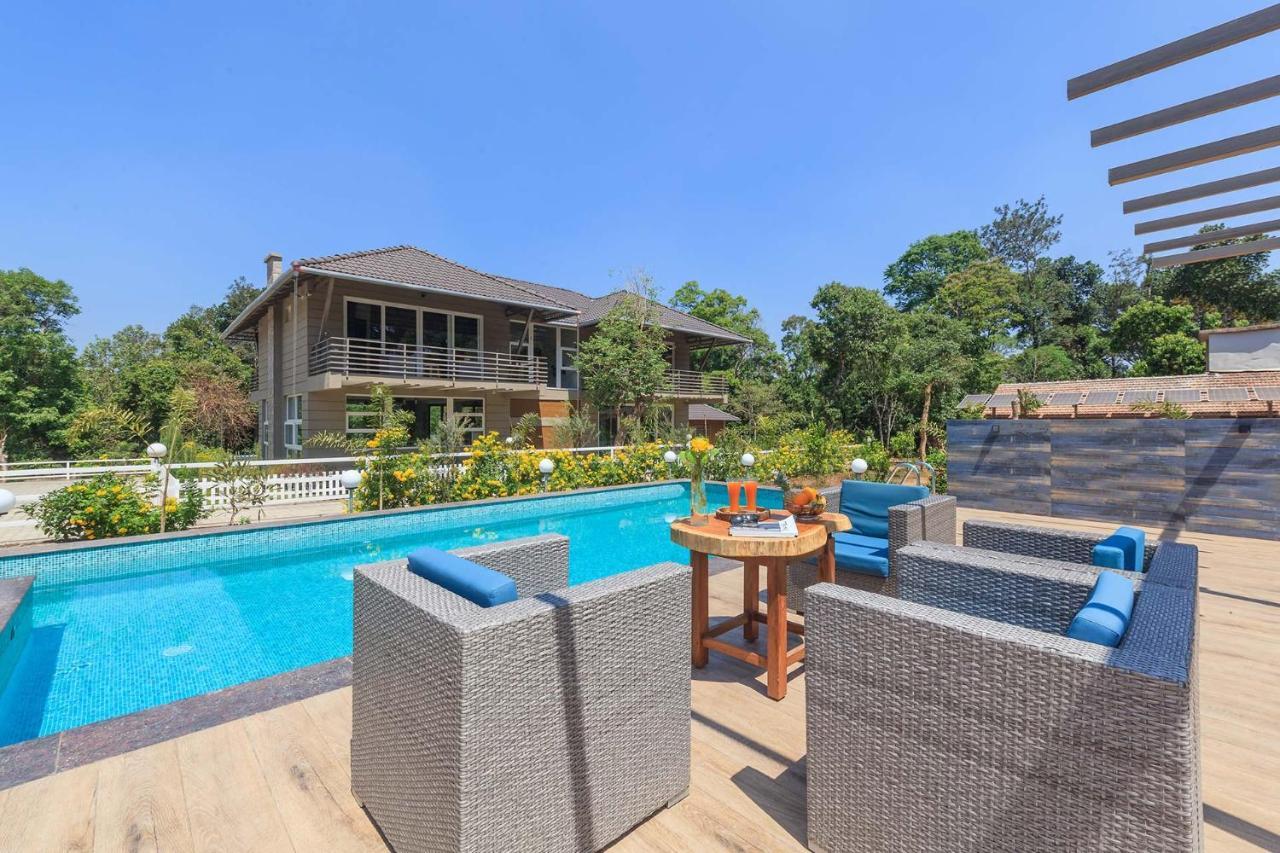 Coffee & Mist Luxury Villa- Comp Breakfast, Pool, Lounge, And Coffee Estate By Stayvista Madikeri Exterior foto