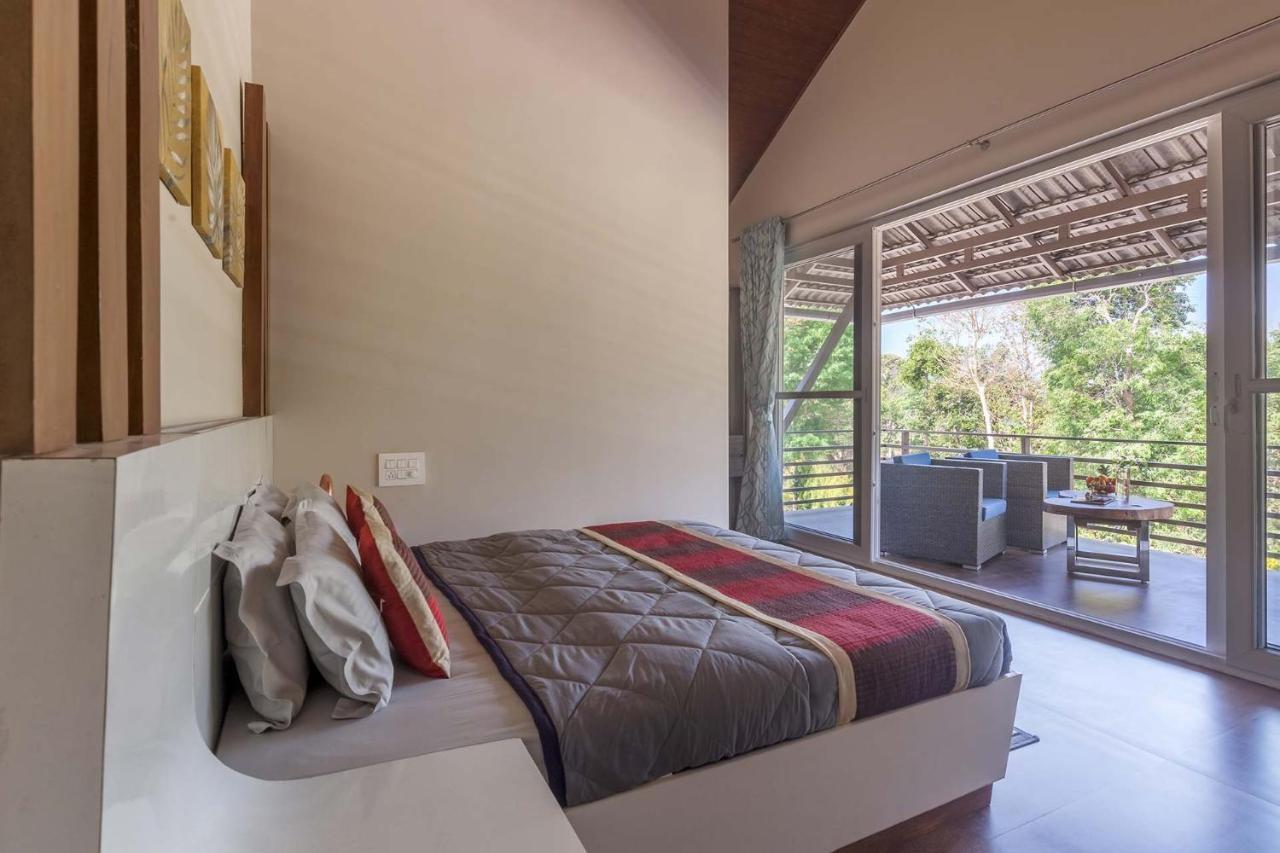Coffee & Mist Luxury Villa- Comp Breakfast, Pool, Lounge, And Coffee Estate By Stayvista Madikeri Exterior foto