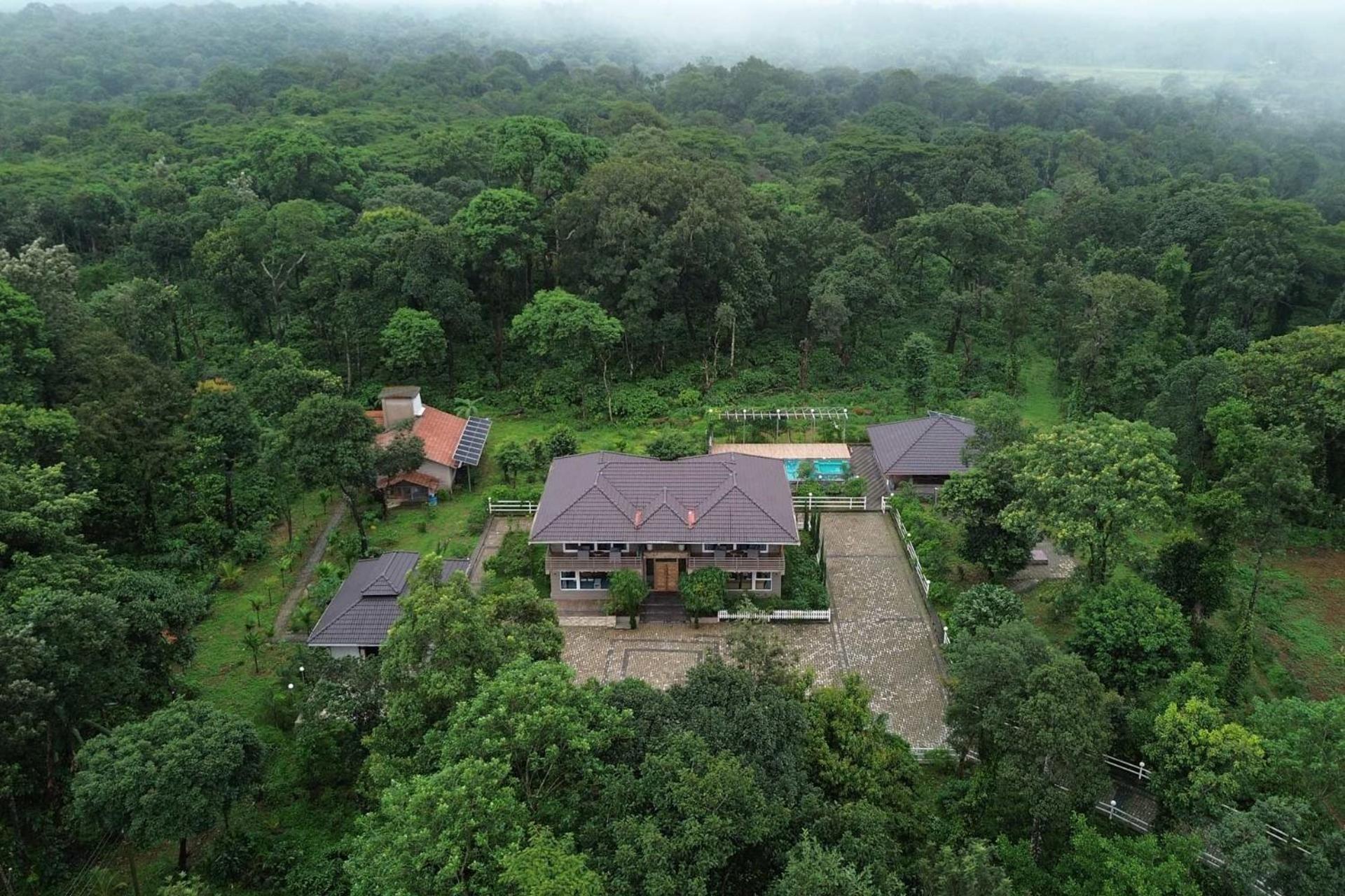 Coffee & Mist Luxury Villa- Comp Breakfast, Pool, Lounge, And Coffee Estate By Stayvista Madikeri Exterior foto